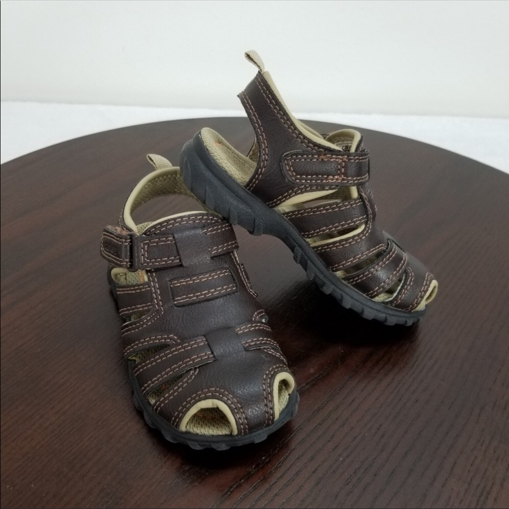 Carter’s toddler fisherman sandal